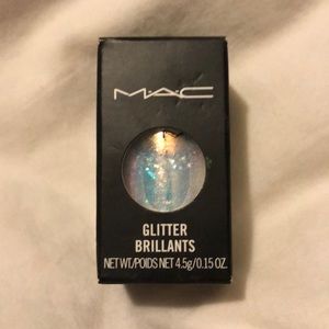 MAC glitter brilliants